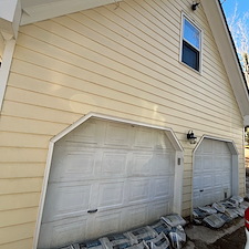 Advanced-Power-Cleaning-Colonial-Heights-Roof-and-House-Restoration-Project 7