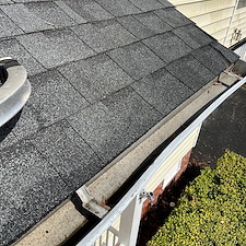 Advanced-Power-Cleaning-Delivers-Outstanding-House-Washing-Gutter-Cleaning-in-Glen-Allen-VA 14
