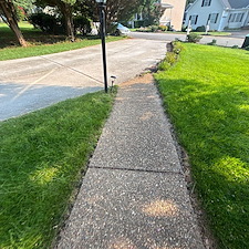 Advanced-Power-Cleaning-Delivers-Stunning-House-Washing-and-Driveway-Cleaning-Results-in-Midlothian-Virginia 7