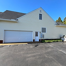 Advanced-Power-Cleaning-Expert-House-Washing-Deck-Cleaning-and-Exterior-Pressure-Washing-Services-in-Mechanicsville-VA-23116 23