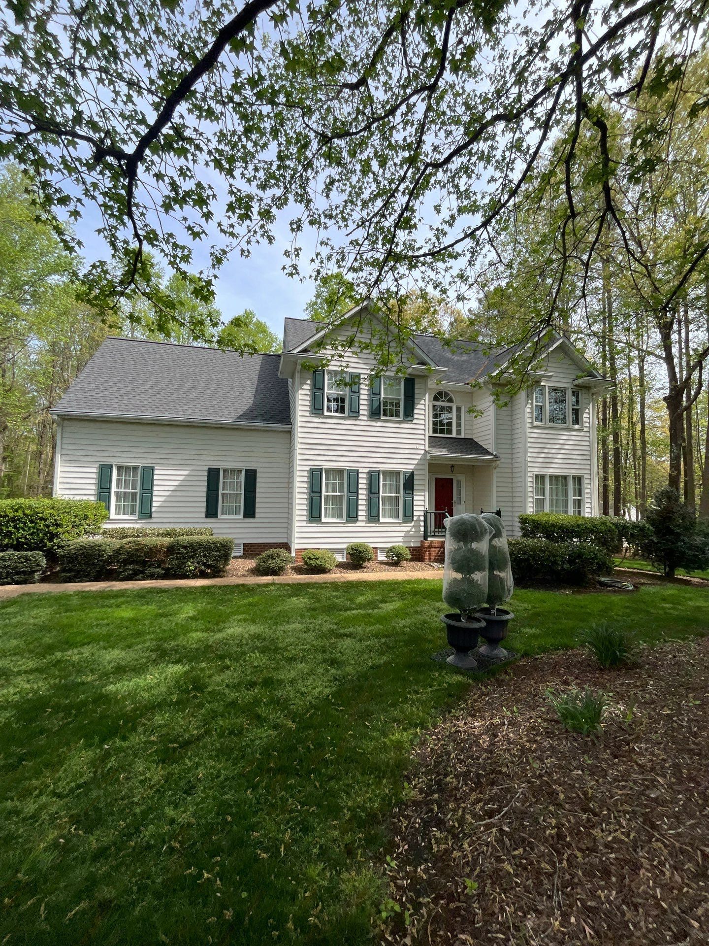 Advanced Power Cleaning: Exterior Refresh Project in Mechanicsville, VA