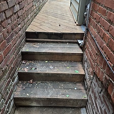 Advanced-Power-Cleaning-Heavy-Deck-and-Fence-Cleaning-in-Richmond-VA 7