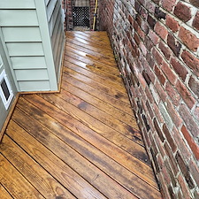 Advanced-Power-Cleaning-Heavy-Deck-and-Fence-Cleaning-in-Richmond-VA 8