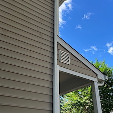 Advanced-Power-Cleaning-House-Washing-Driveway-and-Sidewalk-Pressure-Washing-in-Mechanicsville-VA 23