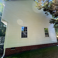 Advanced-Power-Cleaning-House-Washing-Extended-Porch-Cleaning-in-Mechanicsville-VA 8