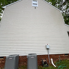 Advanced-Power-Cleaning-House-Washing-and-Screened-in-Porch-Cleaning-in-Doswell-Virginia 17