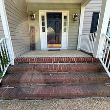 Advanced-Power-Cleaning-House-Washing-Gutter-Cleaning-Walkway-Deck-Patio-Cleaning-in-Richmond-VA 10
