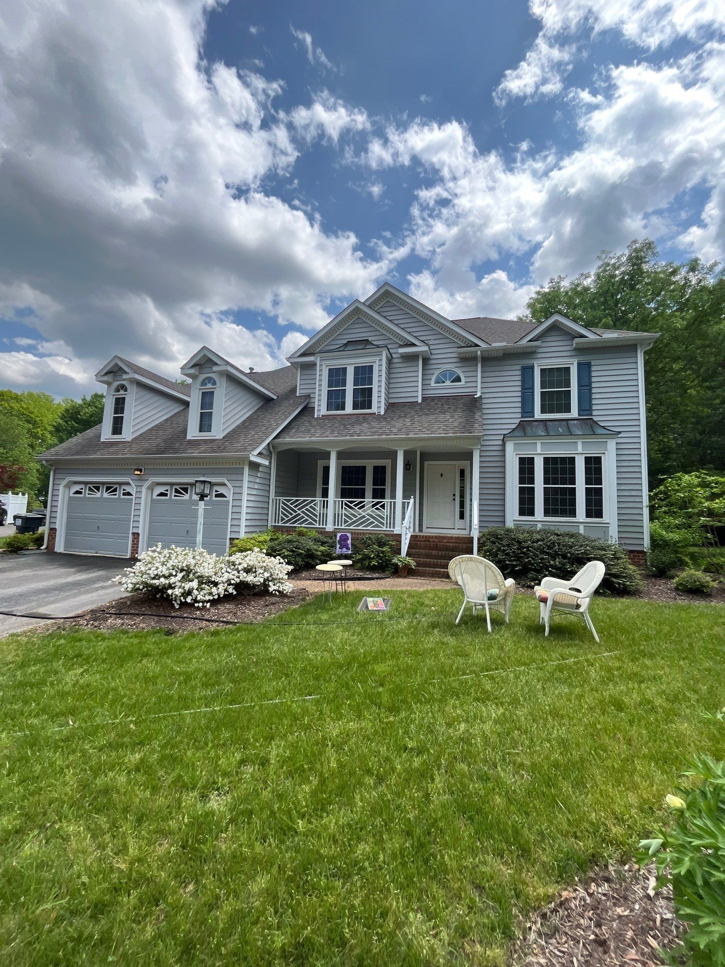 Advanced Power Cleaning: Mechanicsville VA House Washing, Gutter Cleaning, and Walkway Pressure Washing Services That Elevate Your Home
