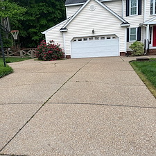 Advanced-Power-Cleaning-Mechanicsvilles-Go-To-Crew-for-Total-Exterior-Home-Transformation 1