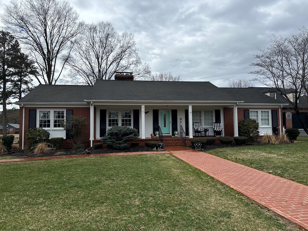 Advanced Power Cleaning: Professional Deluxe Roof Cleaning in Mechanicsville, VA