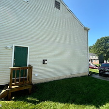 Advanced-Power-Cleaning-Professional-House-Washing-Deck-Cleaning-in-Richmond-VA 9