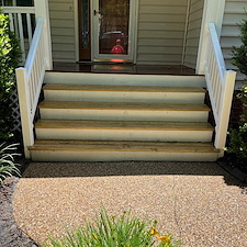 Advanced-Power-Cleaning-Premium-Pressure-Washing-Services-in-Mechanicsville-VA-for-House-Porch-and-Walkways 2