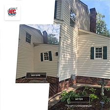 Advanced-Power-Cleaning-provides-professional-house-washing-including-block-wall-front-porch-and-front-steps-cleaning-in-Mechanicsville-VA 12