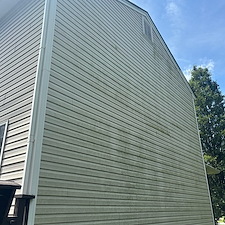 Advanced-Power-Cleaning-Revitalizes-Richmond-Home-with-Professional-House-Washing 14