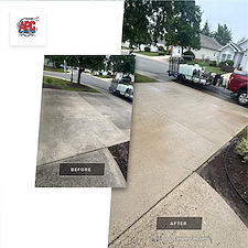 Advanced-Power-Cleaning-Revitalizes-Home-with-Expert-House-Washing-Driveway-Cleaning-and-Front-Walkway-Service-in-Richmond-VA 4
