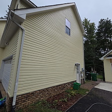 Advanced-Power-Cleaning-Restores-Ashland-VA-Home-with-Professional-House-Washing-and-Gutter-Cleaning 2