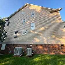 Advanced-Power-Cleaning-Revitalizes-Home-with-House-Washing-and-Patio-Cleaning-in-Glen-Allen-VA 4