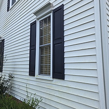 Advanced-Power-Cleaning-Revitalizes-Home-Exteriors-with-Expert-House-Washing-and-Deck-Cleaning-in-Mechanicsville-VA 4