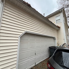 Advanced-Power-Cleaning-Revitalizes-Curb-Appeal-with-Professional-House-Washing-and-Gutter-Cleaning-in-Mechanicsville-VA 4