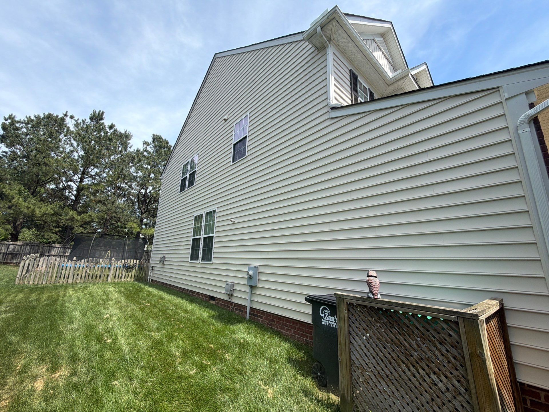 Advanced Power Cleaning Revitalizes Home and Deck in Mechanicsville, VA