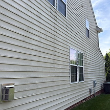 Advanced-Power-Cleaning-Revitalizes-Home-and-Deck-in-Mechanicsville-VA 1
