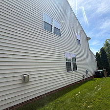 Advanced-Power-Cleaning-Revitalizes-Home-and-Deck-in-Mechanicsville-VA 2