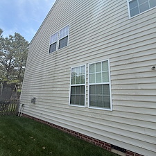 Advanced-Power-Cleaning-Revitalizes-Home-and-Deck-in-Mechanicsville-VA 4