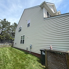 Advanced-Power-Cleaning-Revitalizes-Home-and-Deck-in-Mechanicsville-VA 5