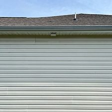 Advanced-Power-Cleaning-Richmonds-Best-for-House-Washing-Driveway-Cleaning-and-Walkway-Restoration 9