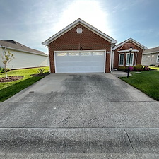 Advanced-Power-Cleaning-Richmonds-Best-for-House-Washing-Driveway-Cleaning-and-Walkway-Restoration 4