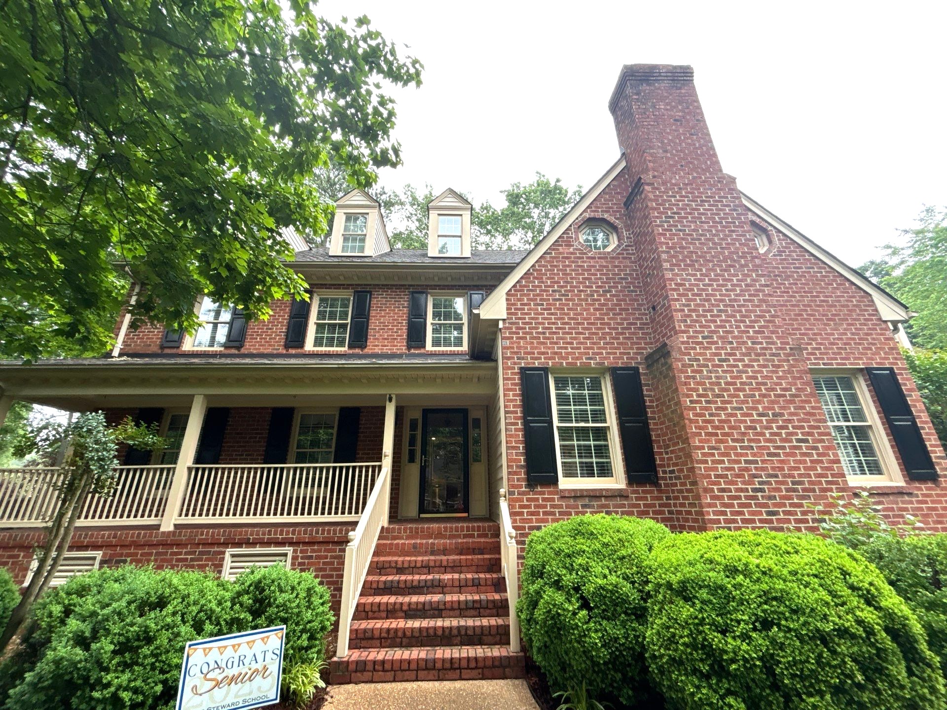 Advanced Power Cleaning: Richmonds Top Pressure Washing Company Serving Henrico, VA with Expert House Washing and Driveway Cleaning