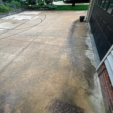 Advanced-Power-Cleaning-Richmonds-Top-Pressure-Washing-Company-Serving-Henrico-VA-with-Expert-House-Washing-and-Driveway-Cleaning 25