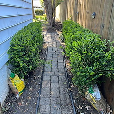 Advanced-Power-Cleaning-Richmonds-Top-Pressure-Washing-Company-Delivers-Expert-Walkway-House-Roof-and-Fence-Cleaning 2