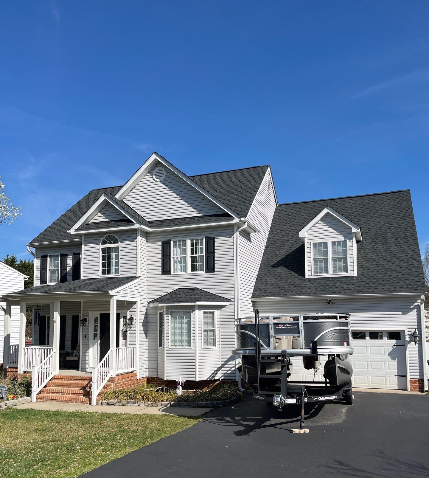 Advanced Power Cleaning Specializes in Professional House Washing, Patio and Walkway Cleaning, and Shed Washing Services throughout Mechanicsville.
