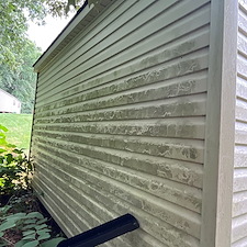 Advanced-Power-Cleaning-Transforms-Richmond-Property-with-House-Wash-Deck-Cleaning-and-Shed-Service 4