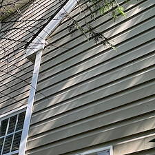 Advanced-Power-Cleaning-Transforms-Richmond-Home-with-Expert-House-Washing-and-Gutter-Cleaning-Services 8