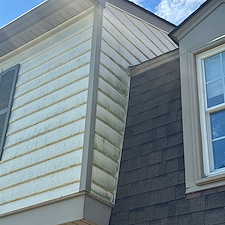 Advanced-Power-Cleaning-Transforms-Home-and-Detached-Garage-with-Professional-House-Washing-in-Mechanicsville-VA 4