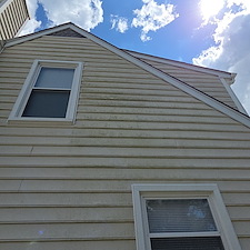 Advanced-Power-Cleaning-Transforms-Home-with-Expert-House-Washing-in-Mechanicsville-VA 4