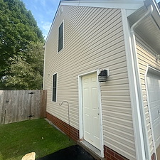 Advanced-Power-Cleaning-Transforms-Home-with-House-Washing-and-Deck-Cleaning-in-Mechanicsville-VA 3