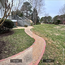 Advanced-Power-Cleaning-Premier-House-Washing-Sidewalk-Cleaning-in-Glen-Allen-VA 3