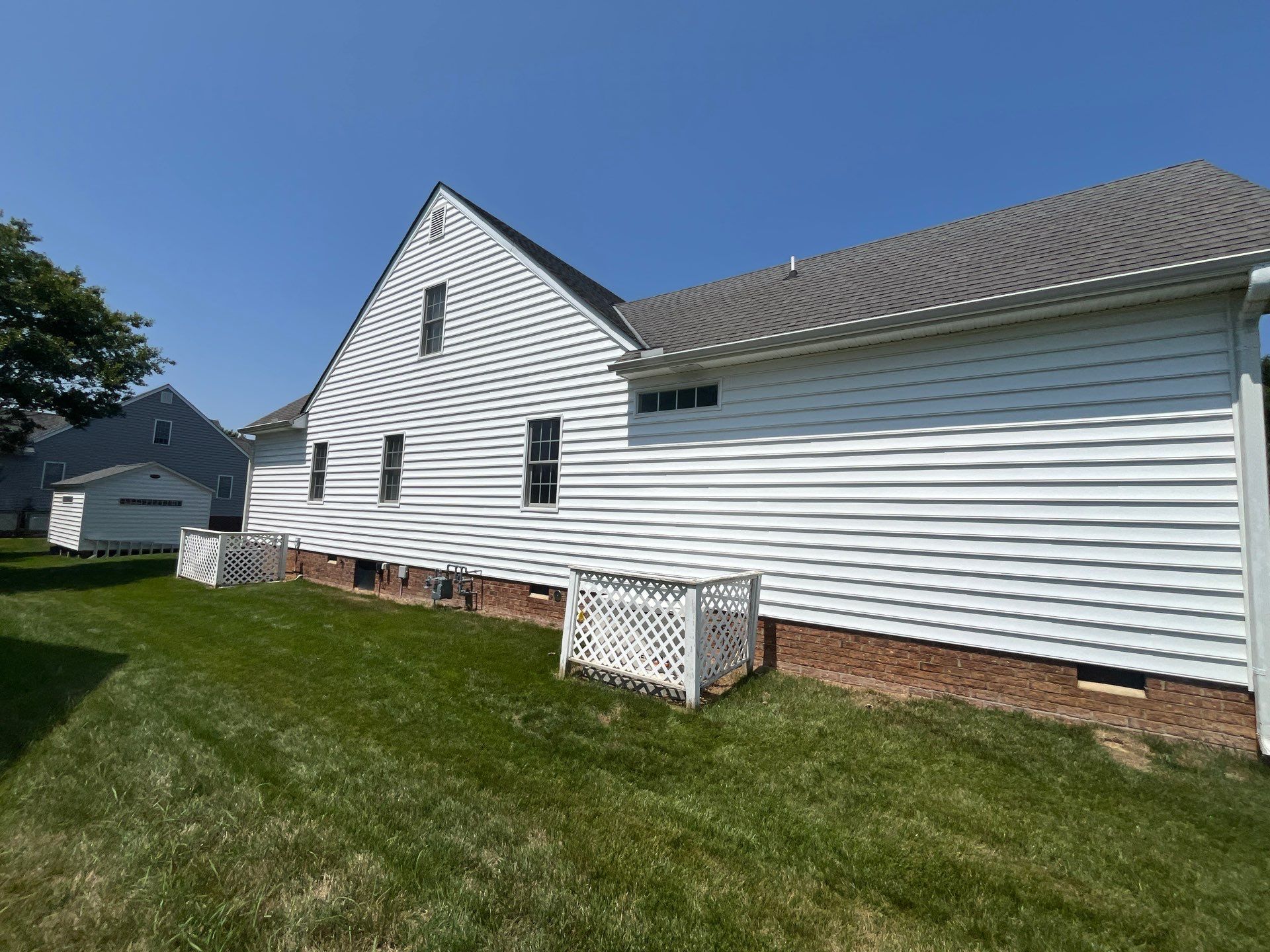 Option 8: Advanced Power Cleaning Completes Front Porch, House Washing, Driveway, Walkway, and Patio Cleaning in Mechanicsville, VA